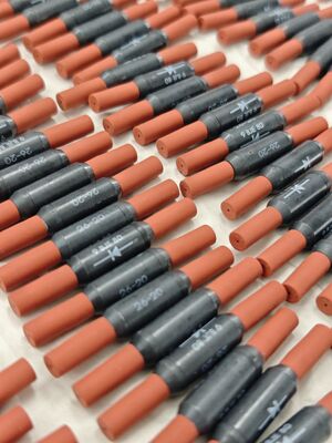 TE Connectivity BJE-80 Luft- und Raumfahrt-Qualität Inline-Dioden-Spleißbaugruppe mit unidirektional leitender Diode und flammhemmender schrumpfbarer Abdichtung für AWG 26–20 Draht